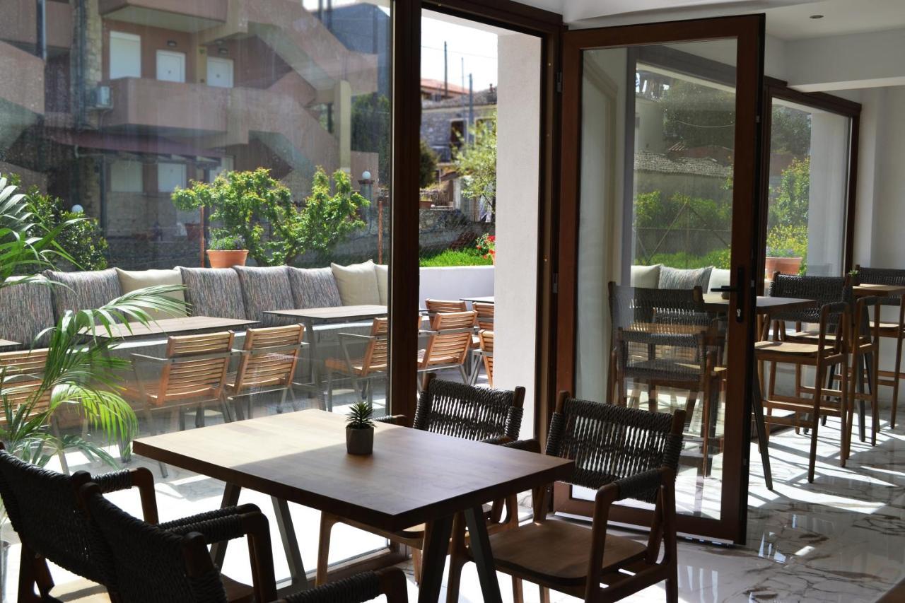 Iades Suites Afytos Exterior photo