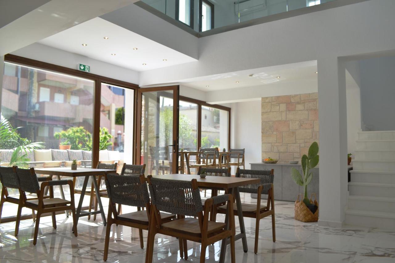 Iades Suites Afytos Exterior photo