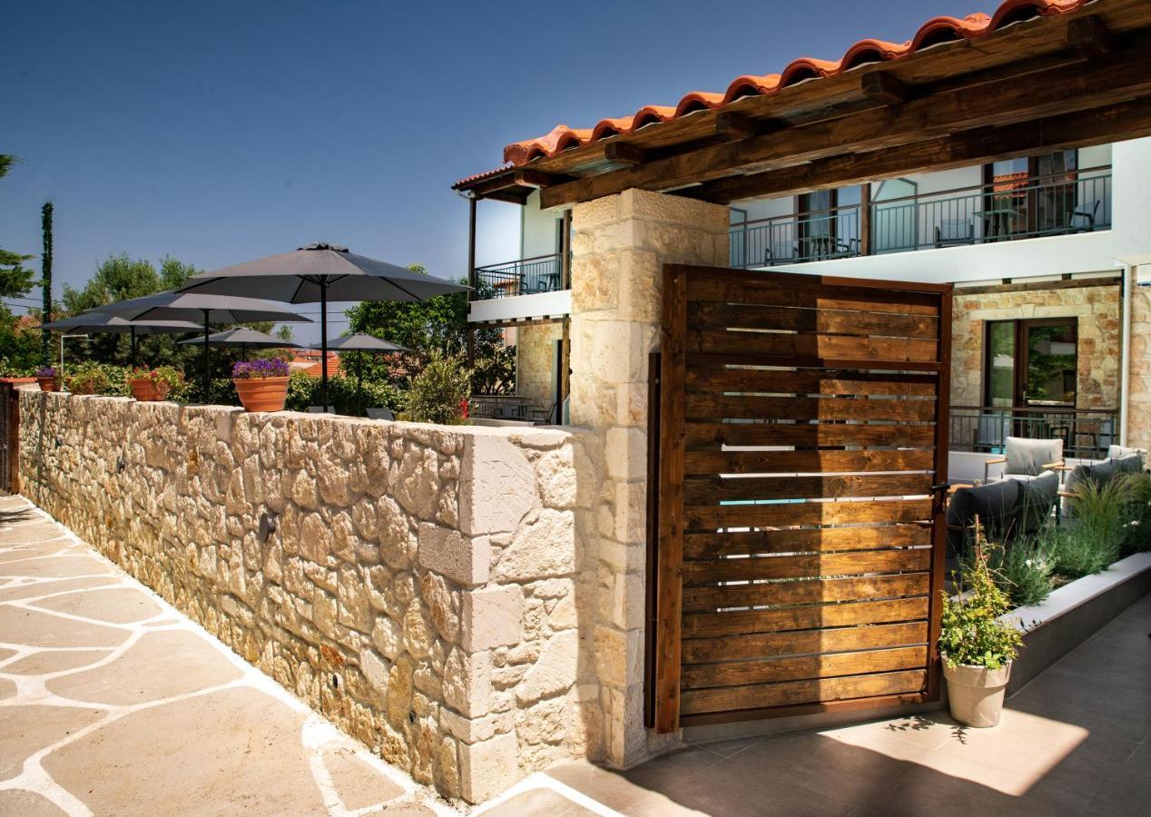 Iades Suites Afytos Exterior photo